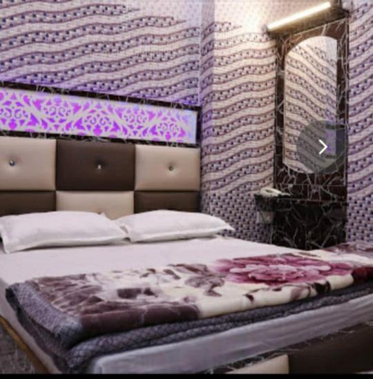 Hotel Pari Jalandhar Eksteriør billede